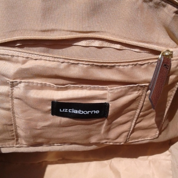 Liz Claiborne handbag - Picture 4 of 4